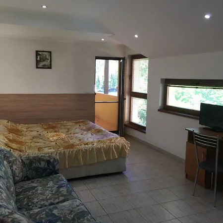 בית הארחה Трите Щерки