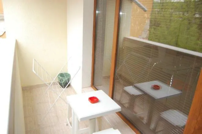 Трите Щерки