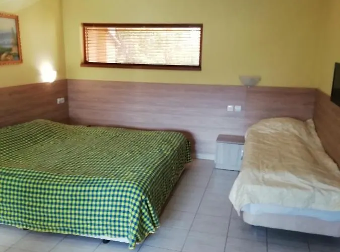 Konukevi Трите Щерки Tryavna